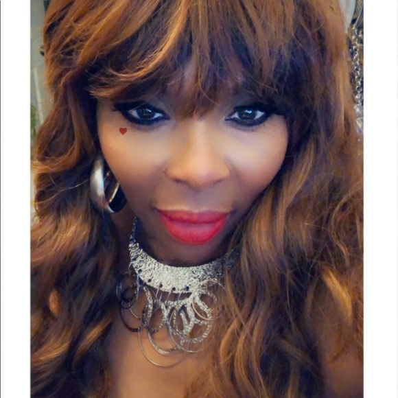 Meet your Posher, Joyce - Picture 14 of 15